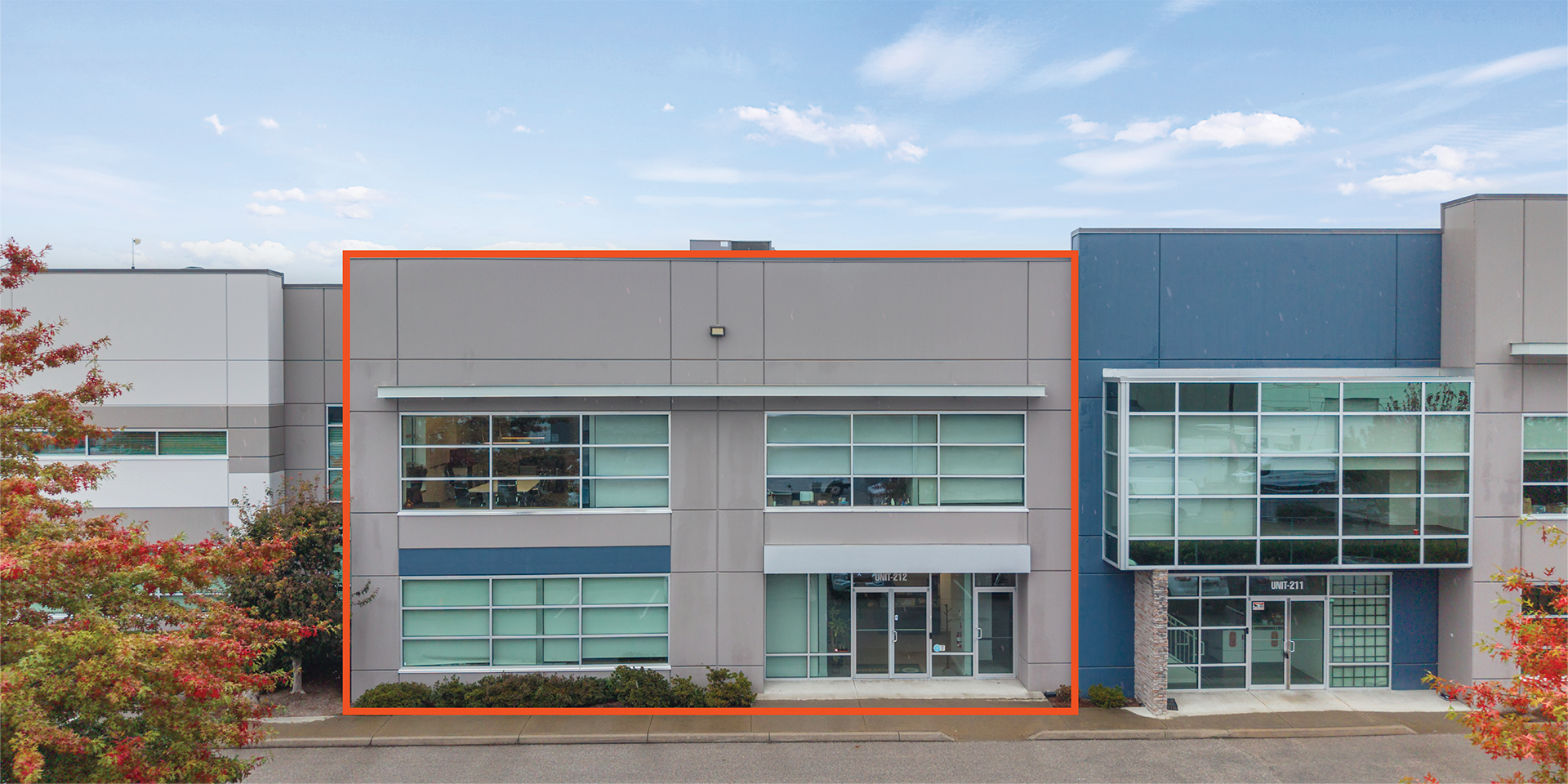 6901 72nd Street building exterior with property outlined