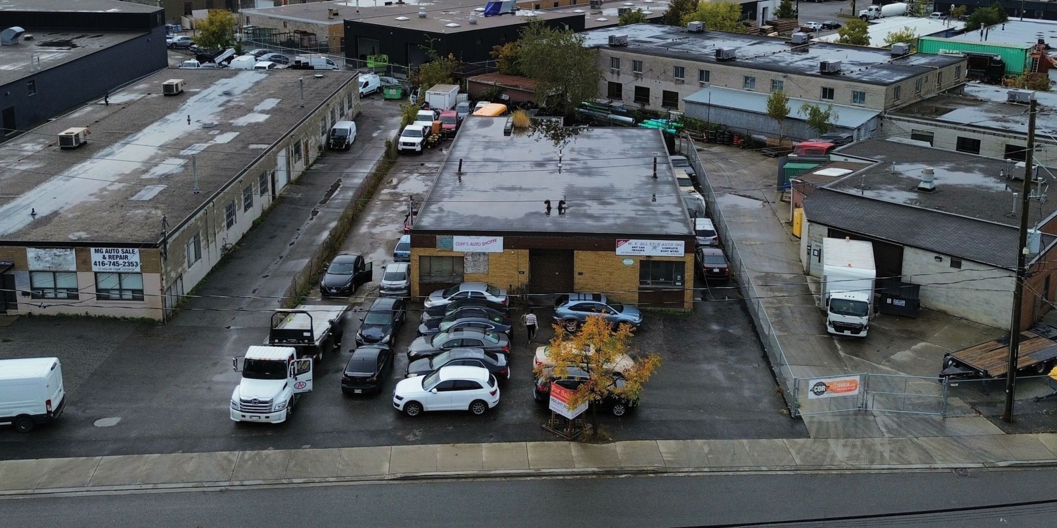 97-99 Kenhar Drive Automotive Building