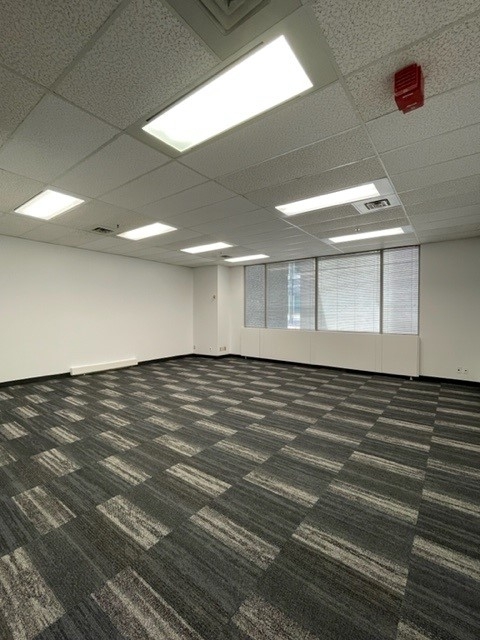 20Adelaide_Suite400_Office1.jpg