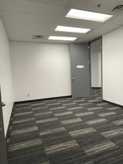 20Adelaide_Suite400_Office2.jpg