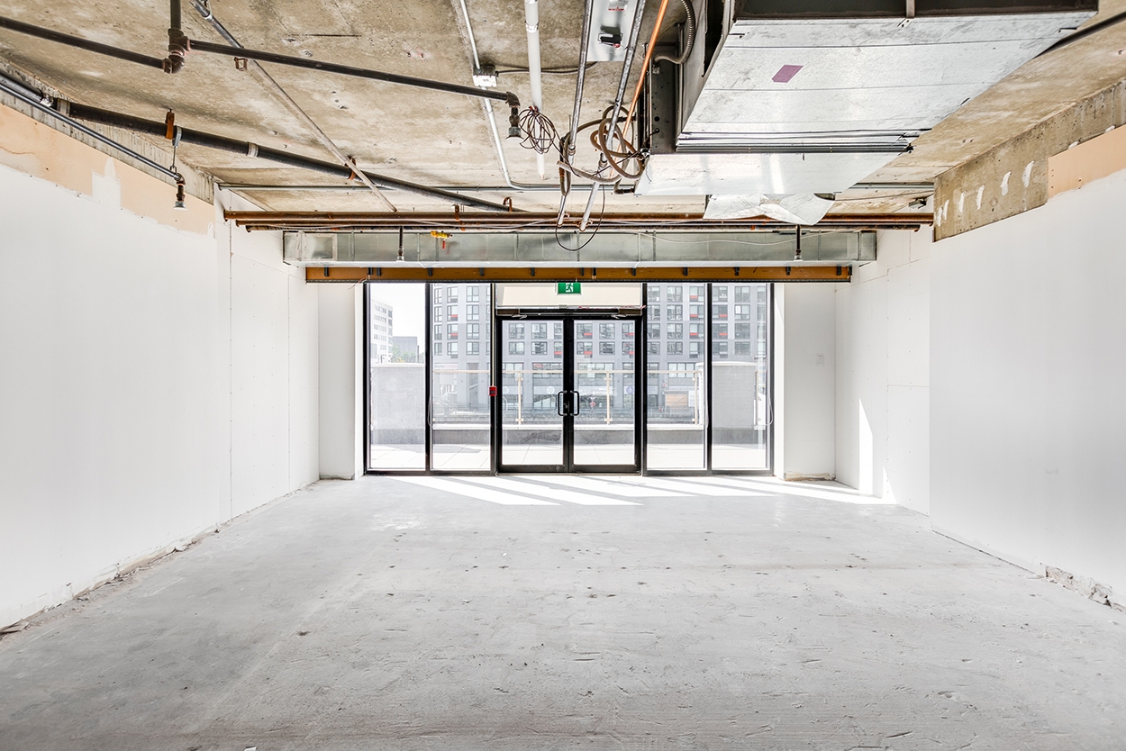 350_QueensQuayWest-Interior2.jpg