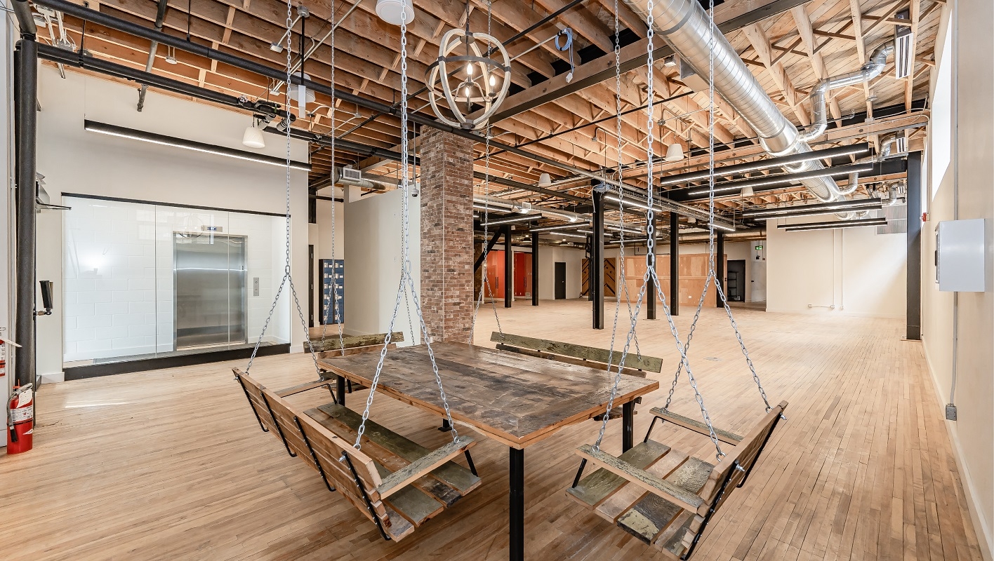 8 Queen Street N Open Area