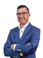 Andrew Meanchoff Headshot