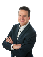 Headshot of Dan Dore