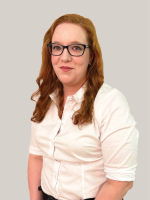 Nicole Rickard Headshot