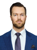 John Apollinaro Headshot Photo