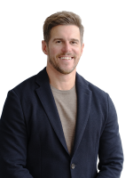 Aaron Ulinder Headshot